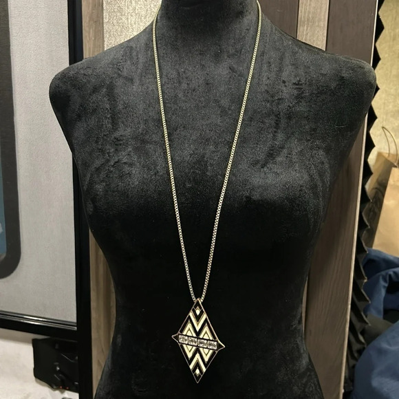 Geometric & Faux Diamond Beads Black & Gold Statement Pendent Long Necklace - Picture 3 of 5